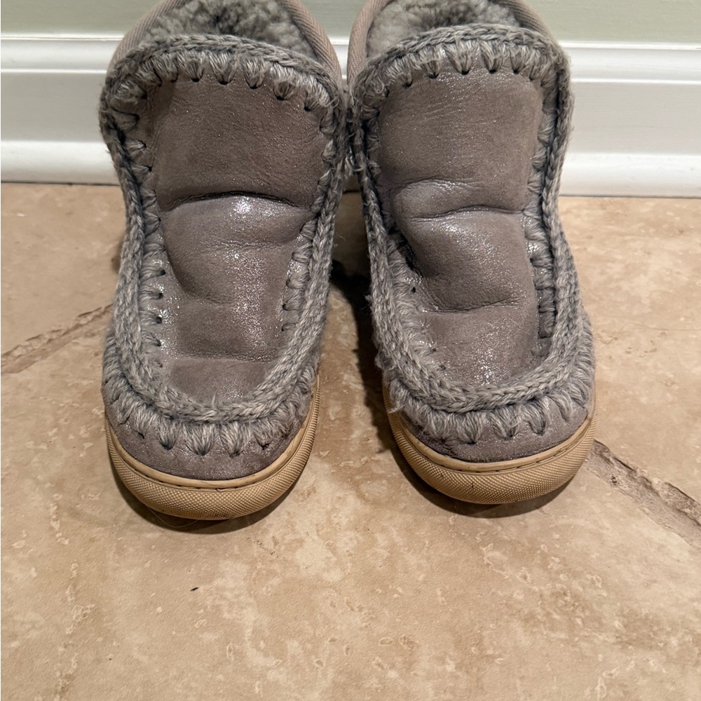 MOU kids size 33 Metallic Effect Eskimo boots